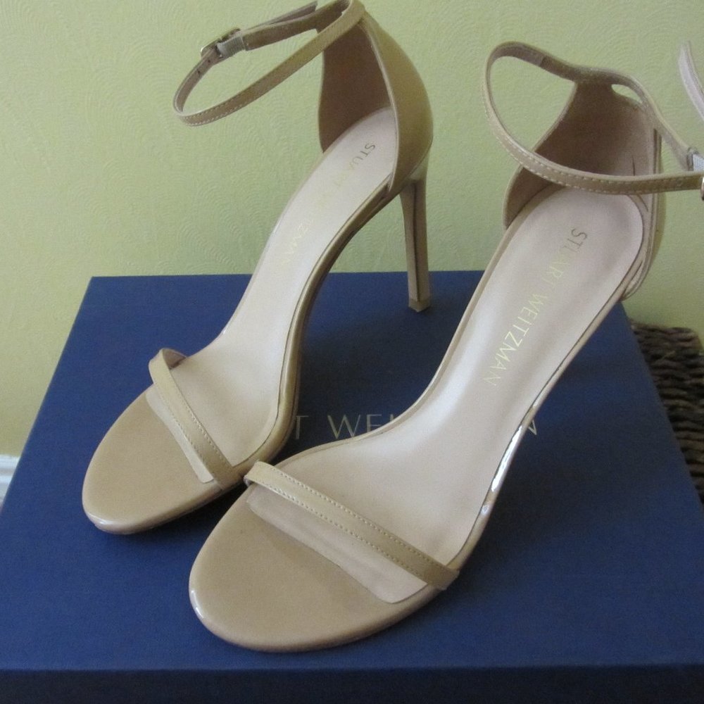 Stuart Weitzman Nude heels